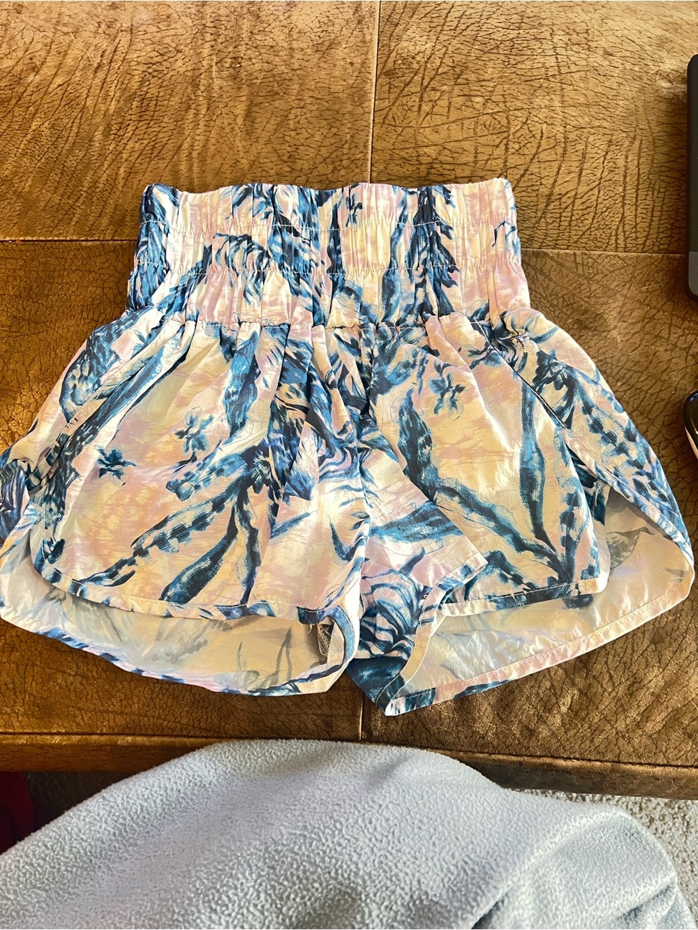 Free People movement shorts xs